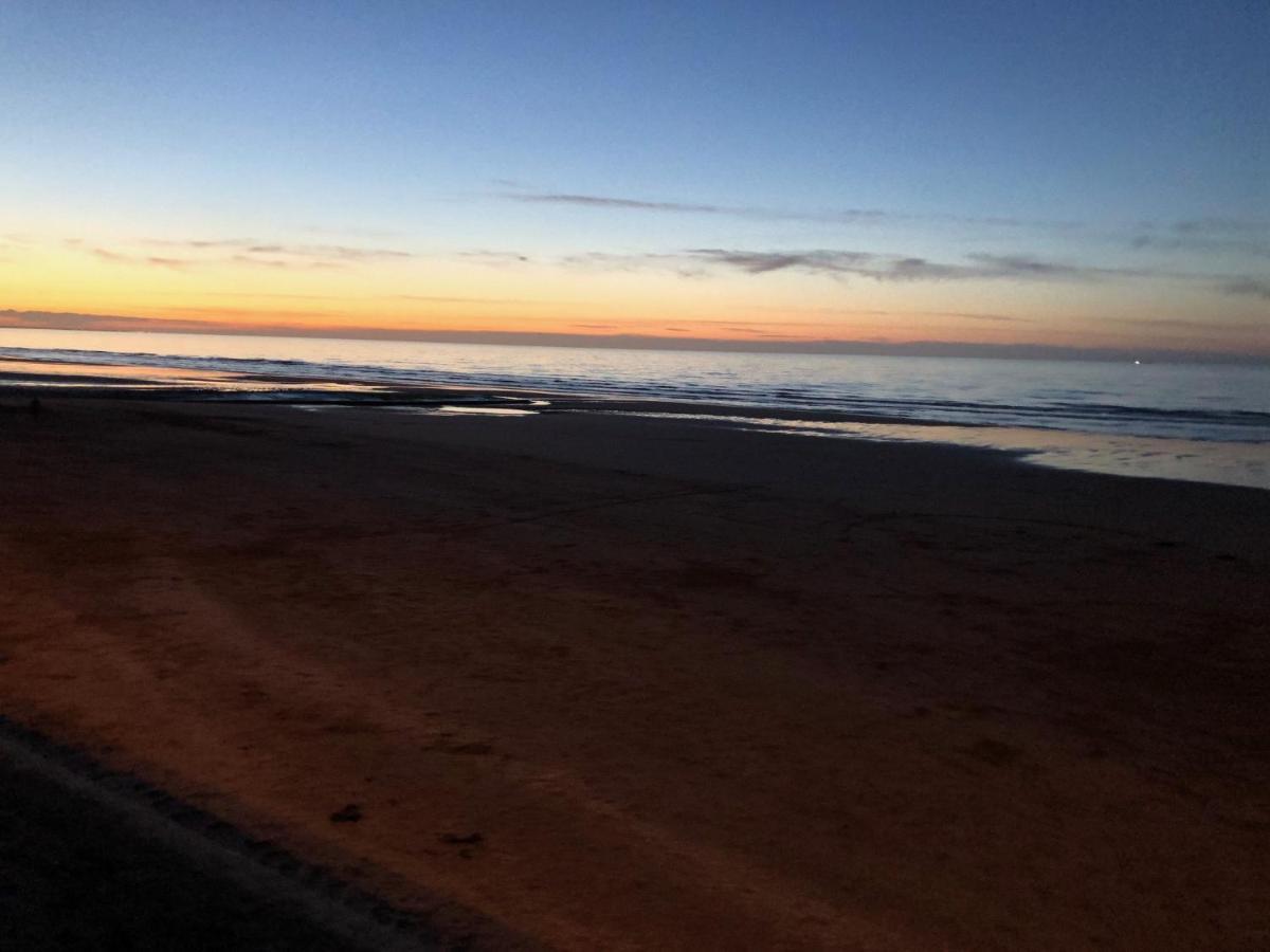 Appartamento Studio hyper-centre Cabourg 50 mètres de la plage Esterno foto